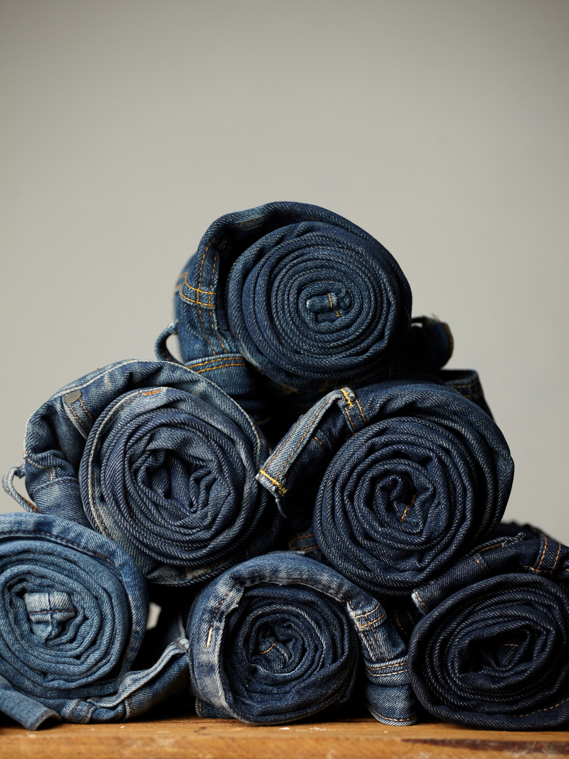 Read more about the article The Evolution of Denim Fashion: From Workwear to Runways