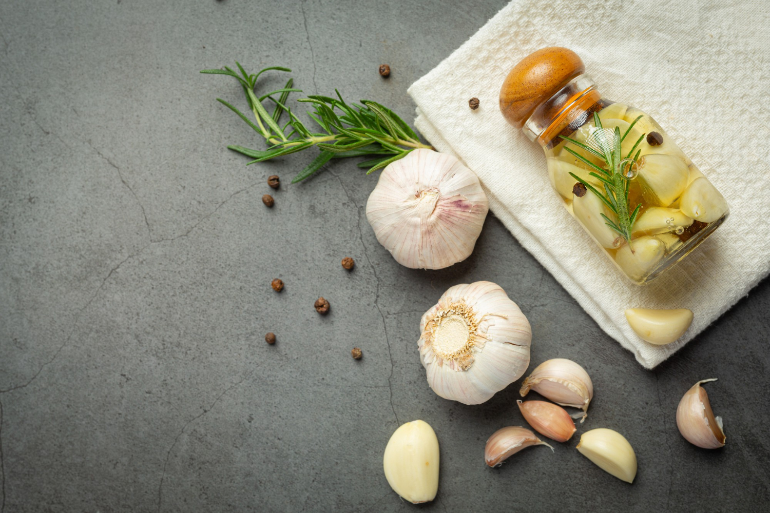 Read more about the article Mastering the Art of Roasted Garlic Recipe
