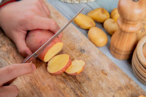 Read more about the article Mastering the Art of Baking a Potato: A Culinary Journey