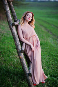Read more about the article Elevating Expectations: Fashionable maternity wear ideas